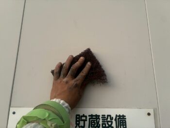 ＬＰガス倉庫塗装①